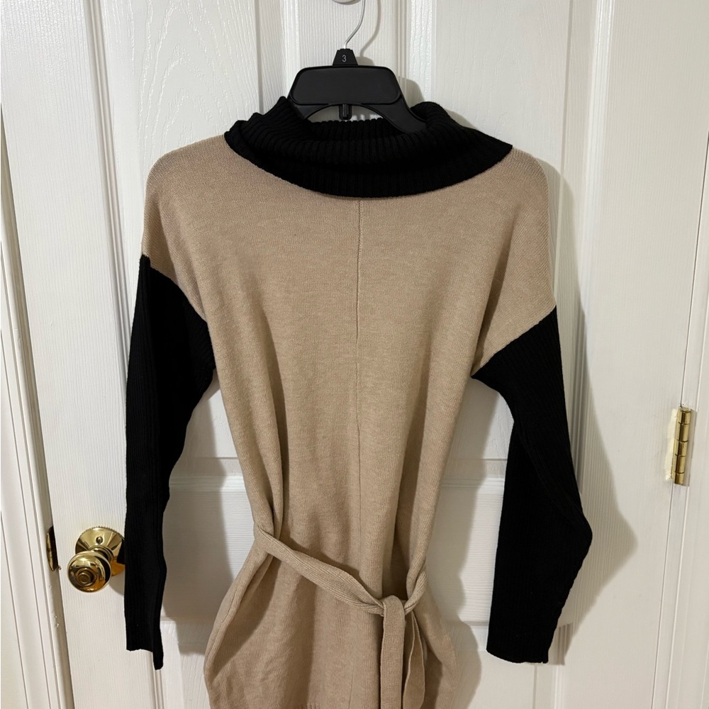 Vici Black and Tan Knit Sweater